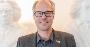 Lorenz, Christian Christian Lorenz ist Künstlerischer Leiter der BTHVN2020-Jubiläumgsgesellschaft