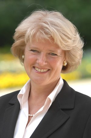 Grütters, Monika Prof. Dr. Monika Grütters ist Staatsministerin für Kultur.