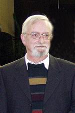 Dr. Eberhard Kunze †